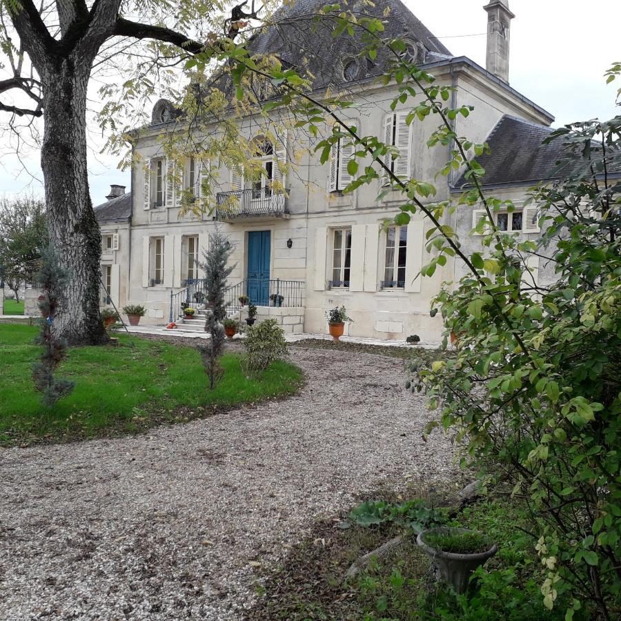 Chateau De Varaize Εξωτερικό φωτογραφία