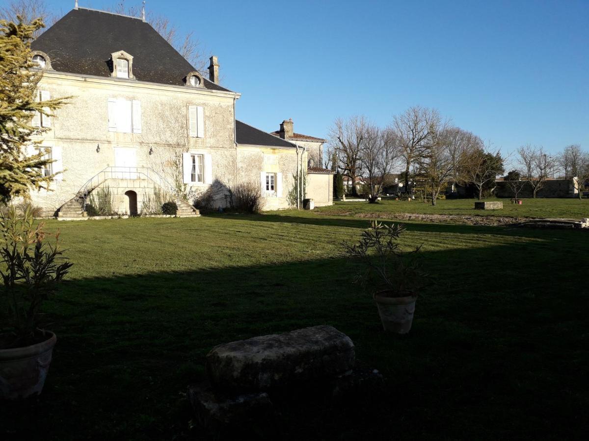 Chateau De Varaize Εξωτερικό φωτογραφία