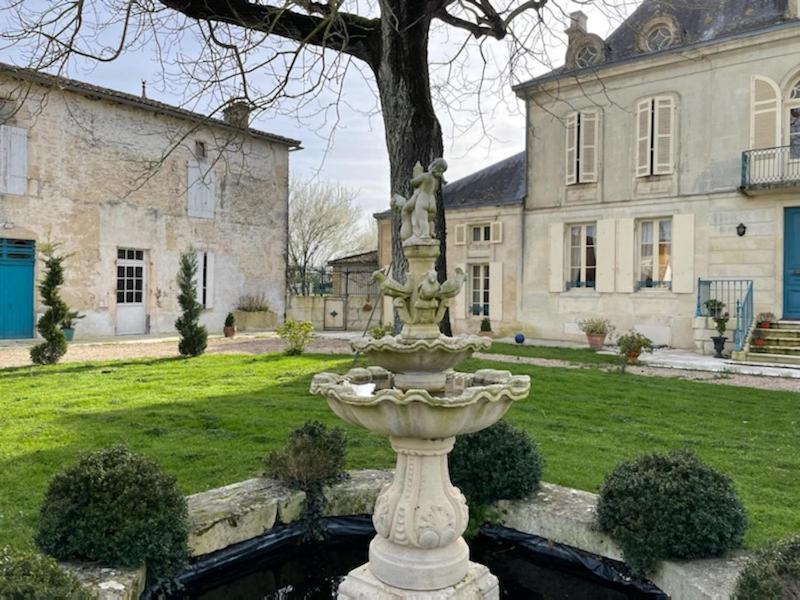 Chateau De Varaize Εξωτερικό φωτογραφία